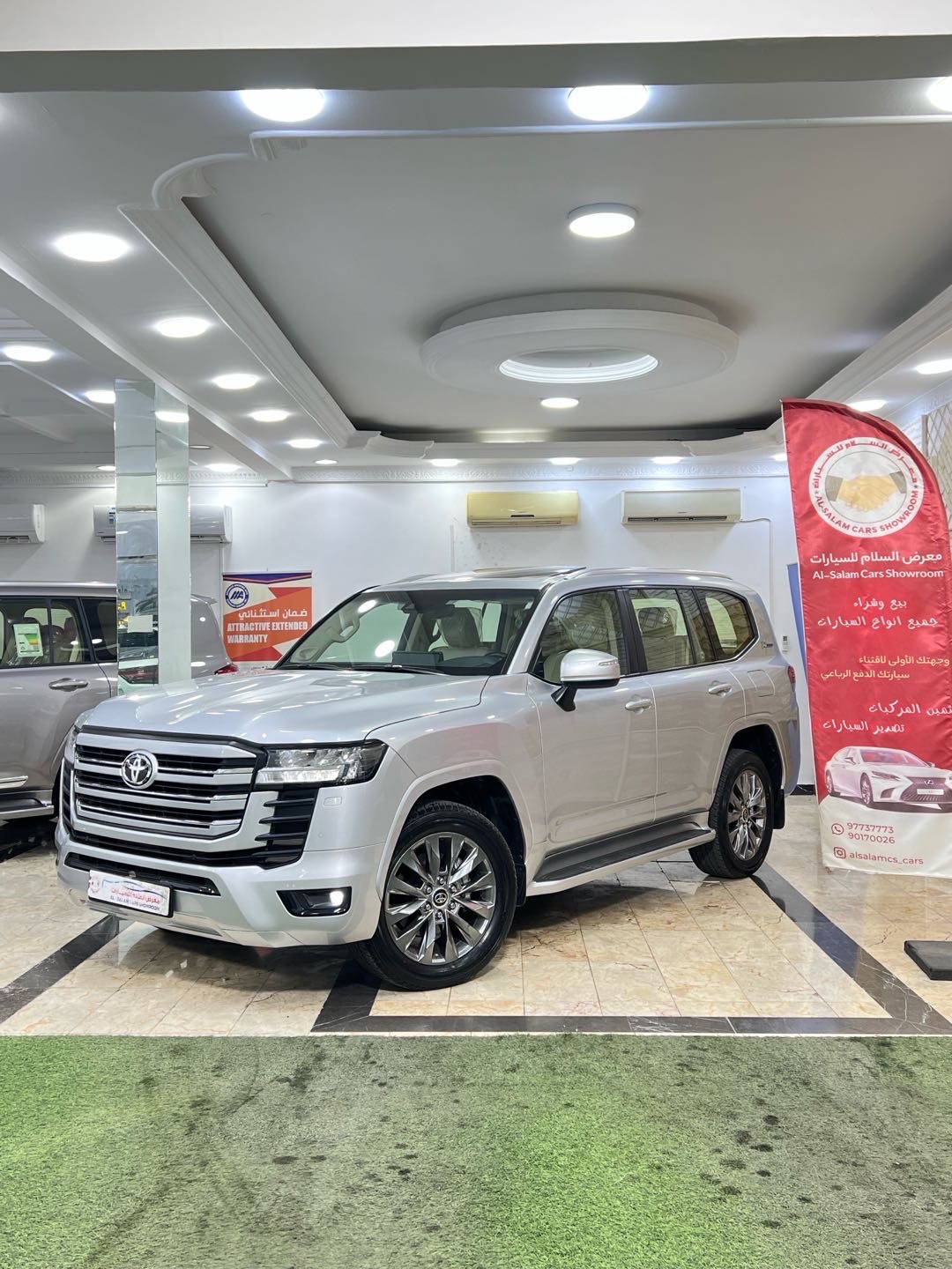 2022 Toyota Land Cruiser GXR thumbnail 2