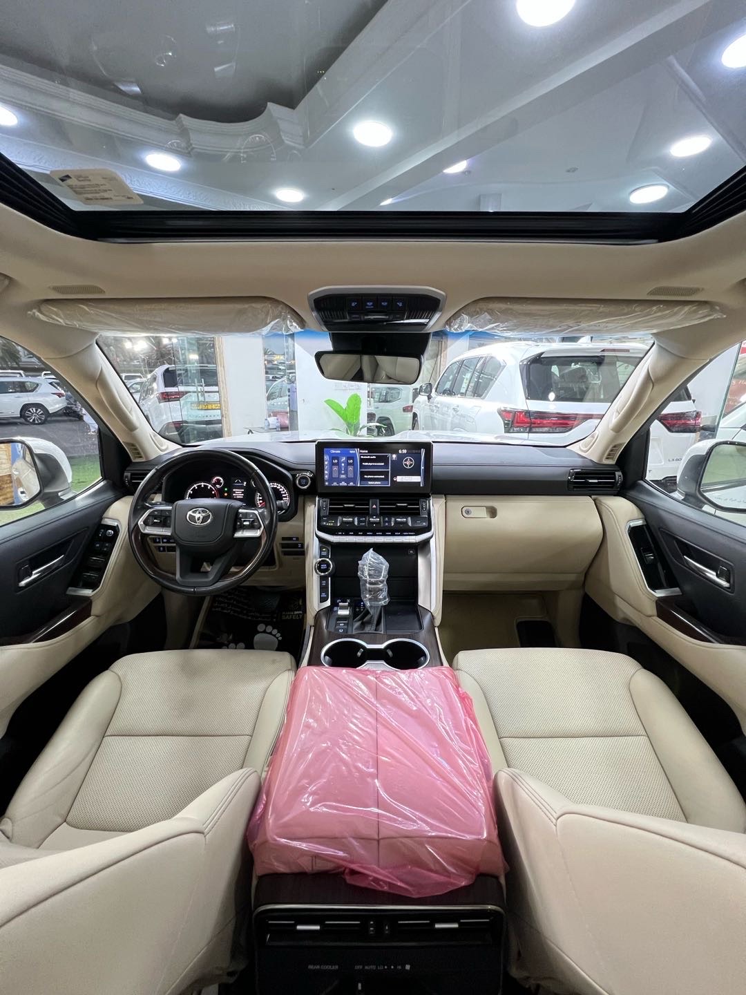 2022 Toyota Land Cruiser GXR thumbnail 15