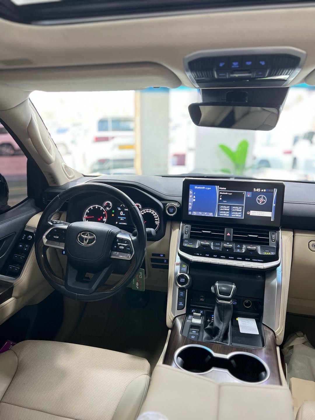 2022 Toyota Land Cruiser GXR thumbnail 12