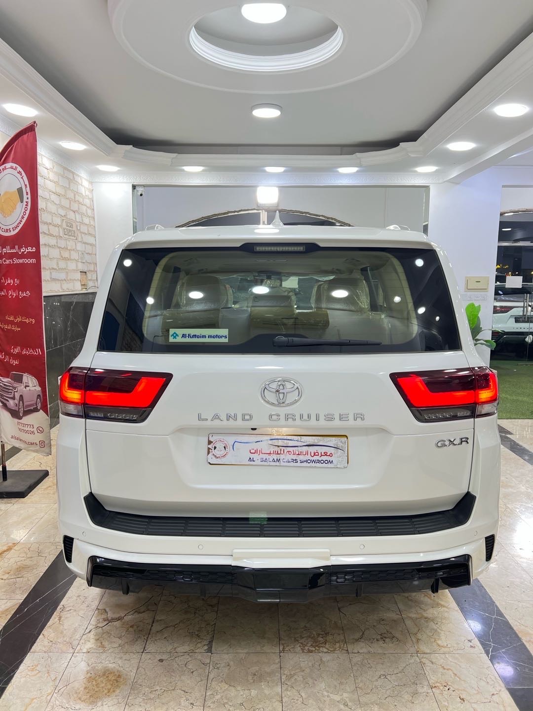 2024 Toyota Land Cruiser GXR thumbnail 5