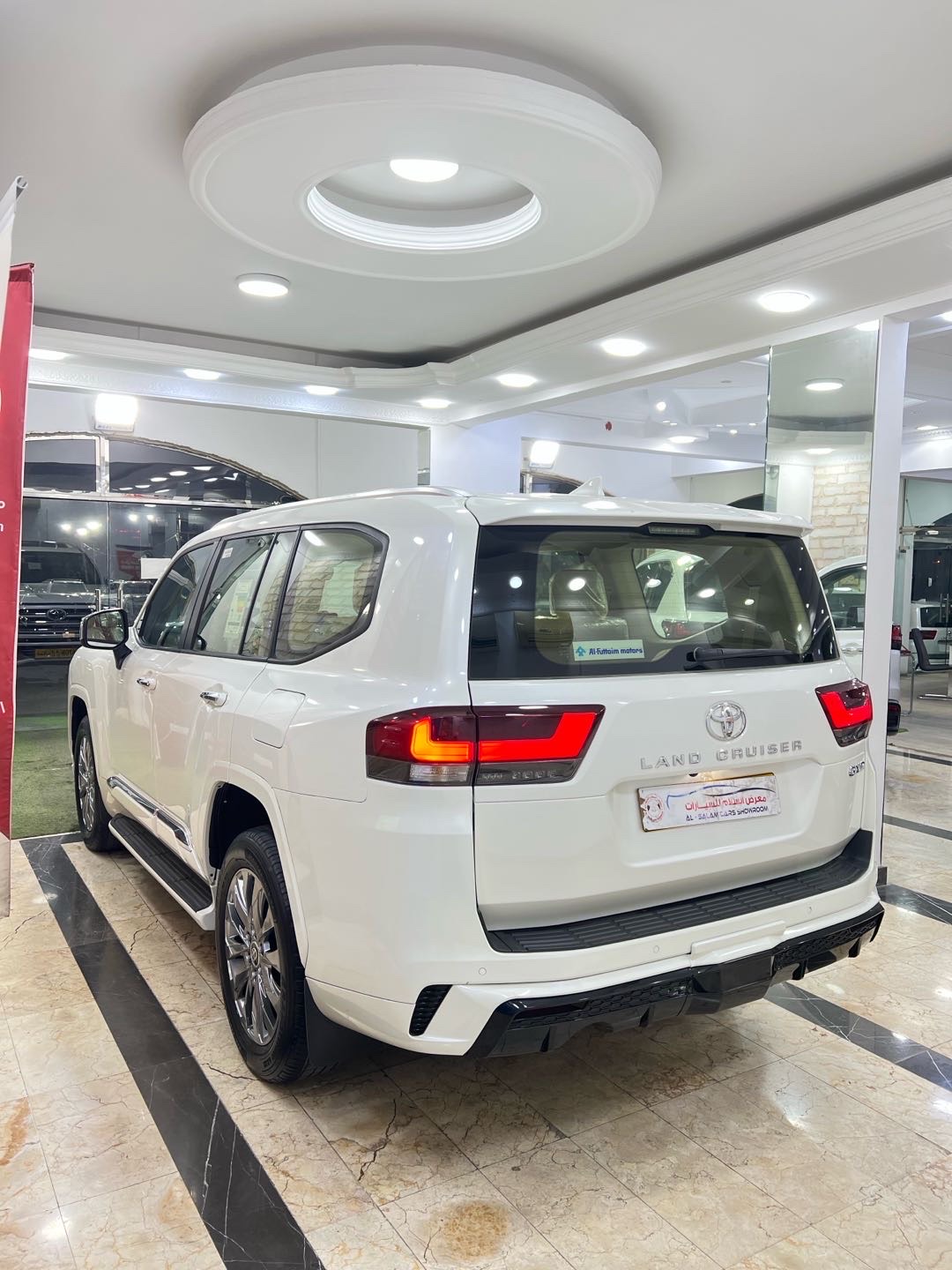 2024 Toyota Land Cruiser GXR thumbnail 7