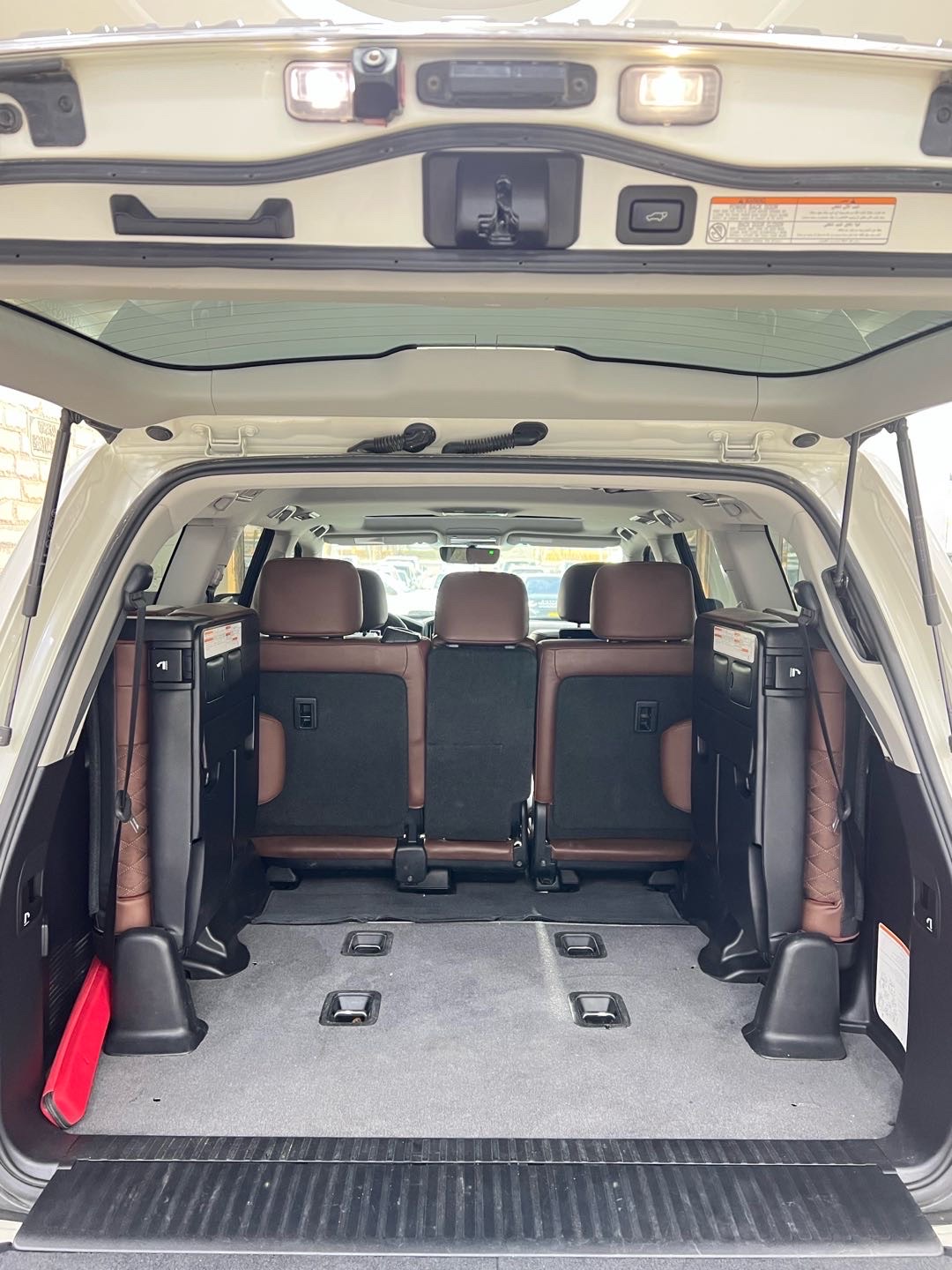 2020 Toyota Land Cruiser GXR thumbnail 19