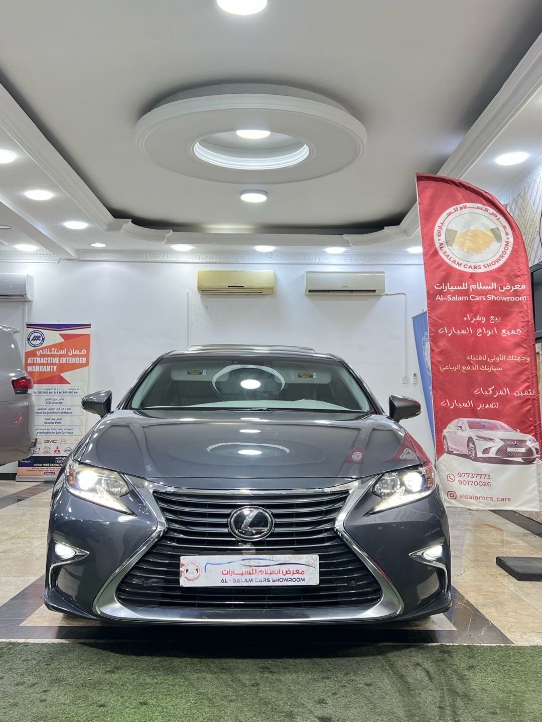 2017 Lexus ES 350 thumbnail 2