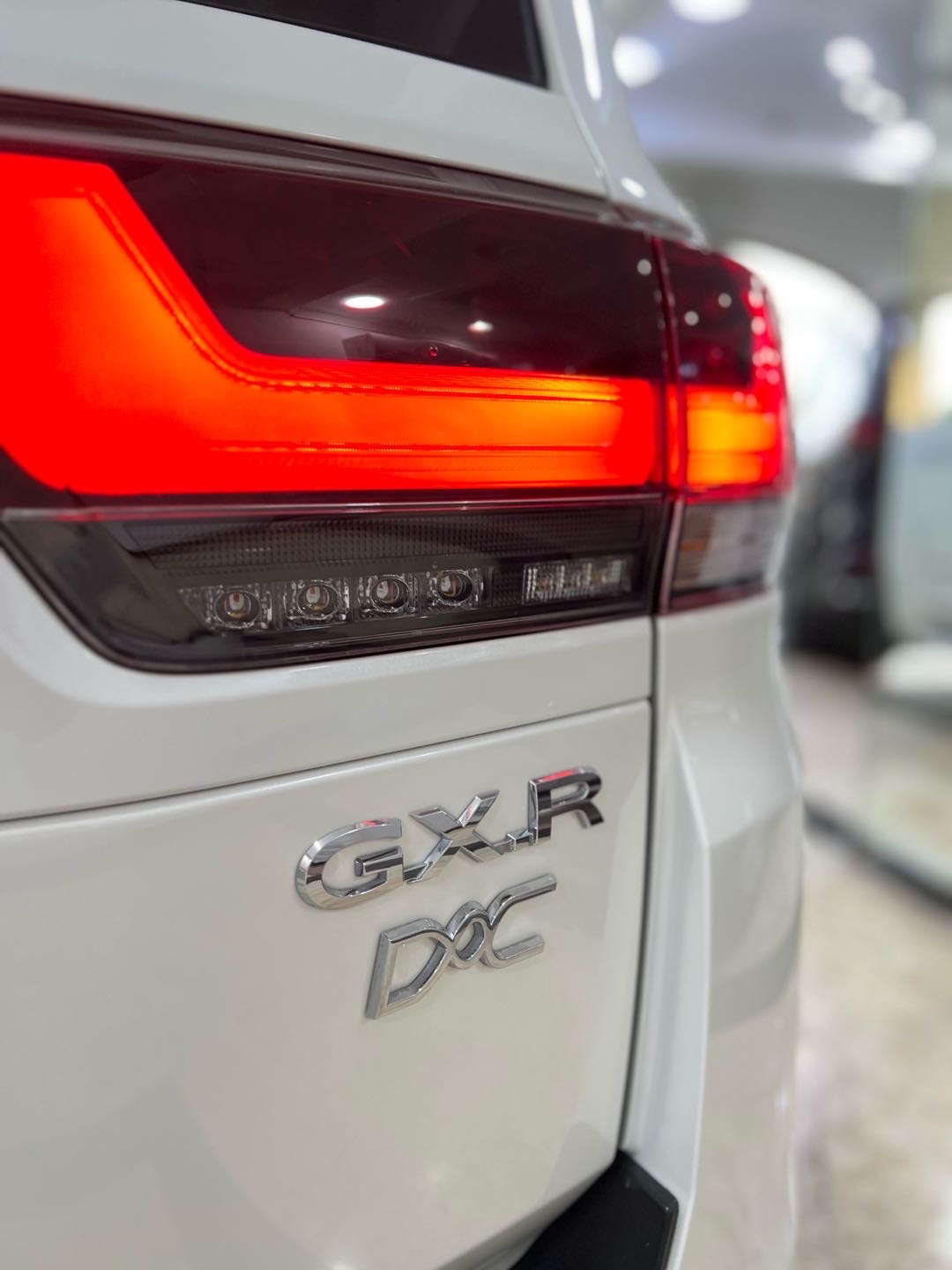 2024 Toyota Land Cruiser GXR thumbnail 7