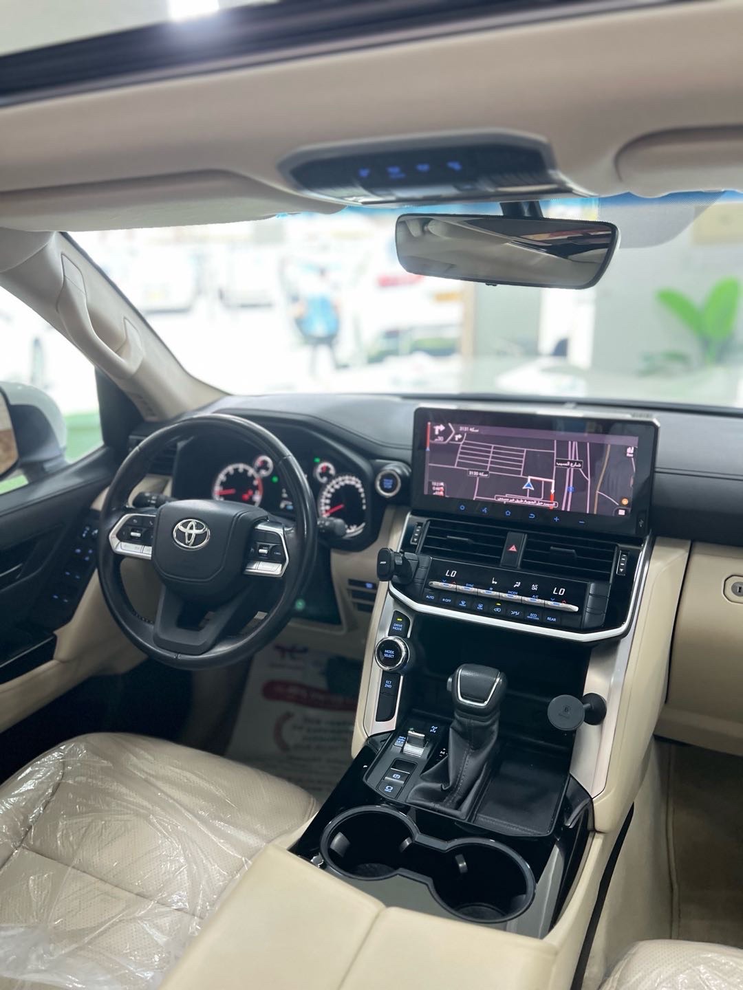 2023 Toyota Land Cruiser GXR thumbnail 18