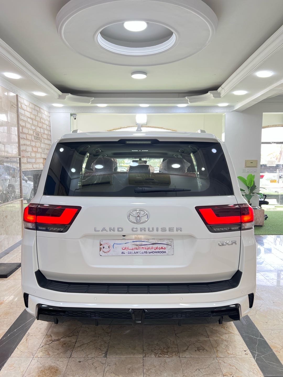 2026 Toyota Land Cruiser GXR thumbnail 4