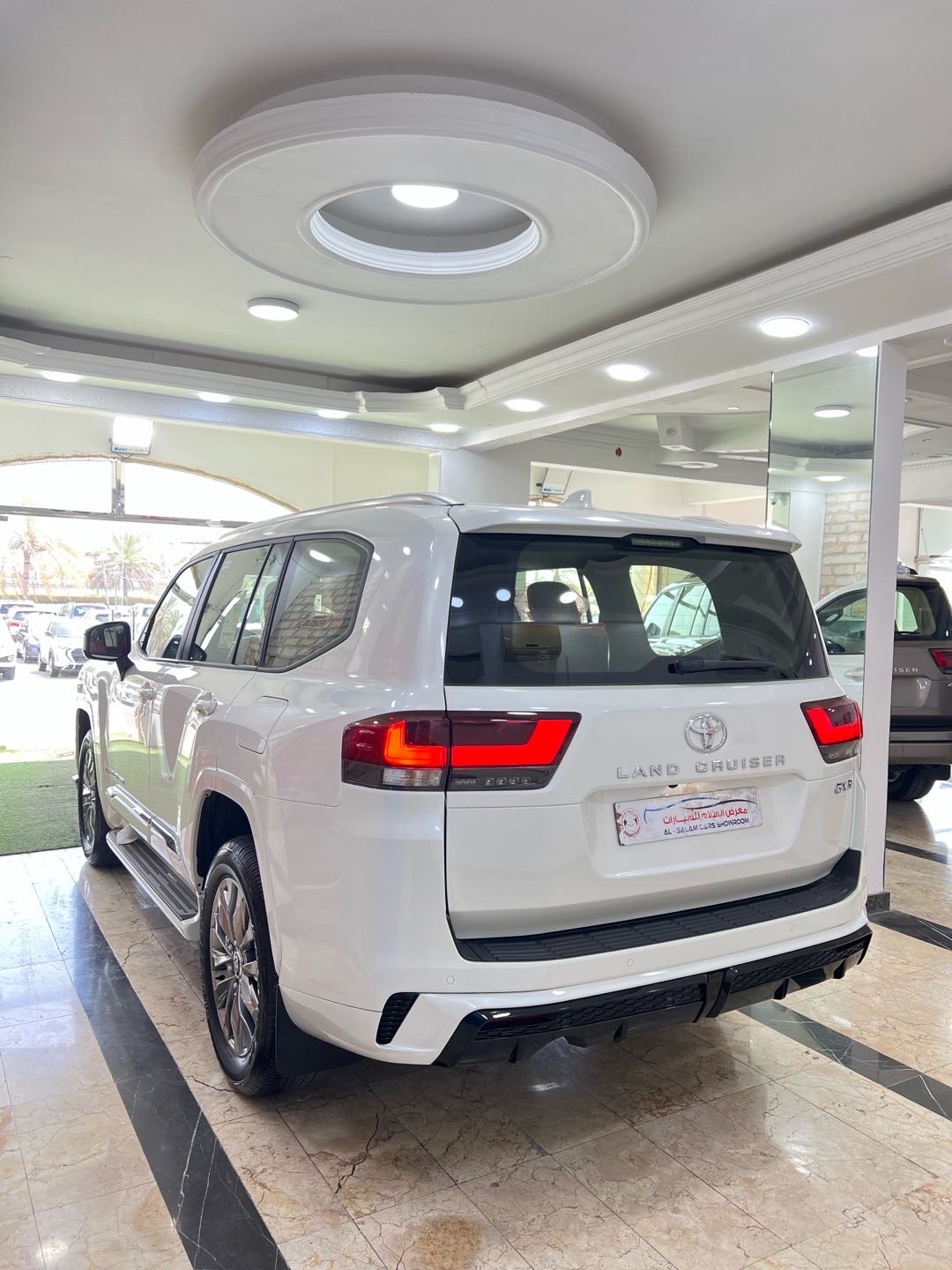 2026 Toyota Land Cruiser GXR thumbnail 5