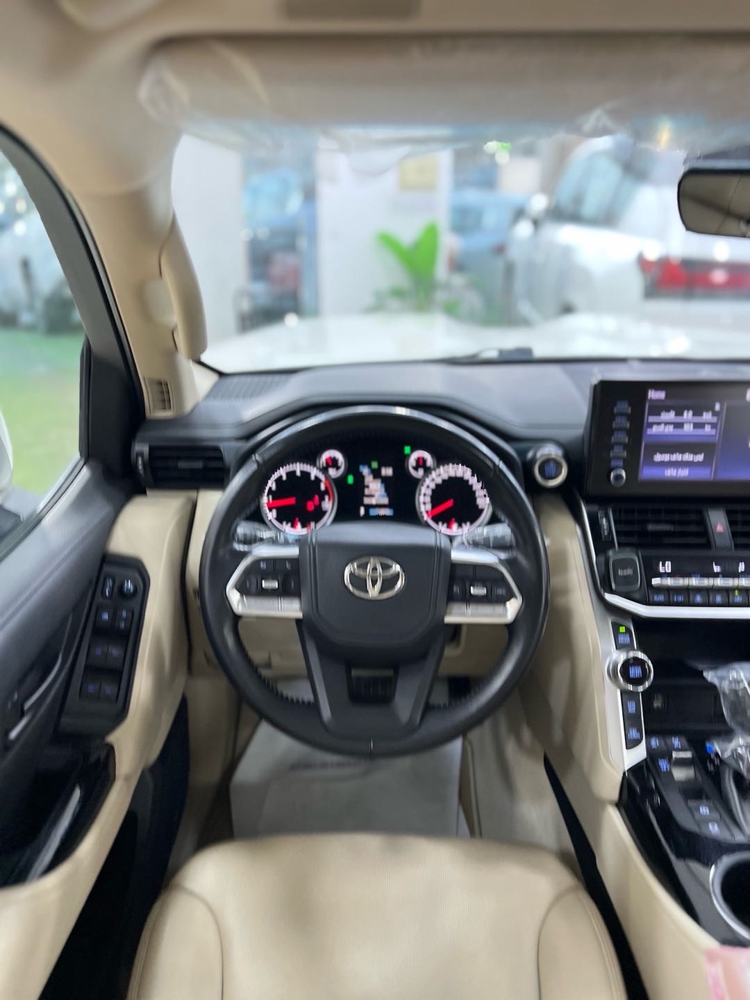 2022 Toyota Land Cruiser GXR thumbnail 15