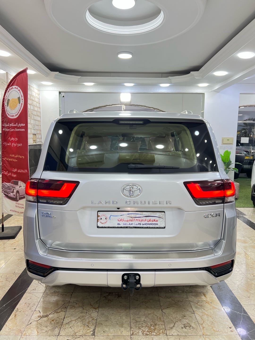 2022 Toyota Land Cruiser GXR thumbnail 5