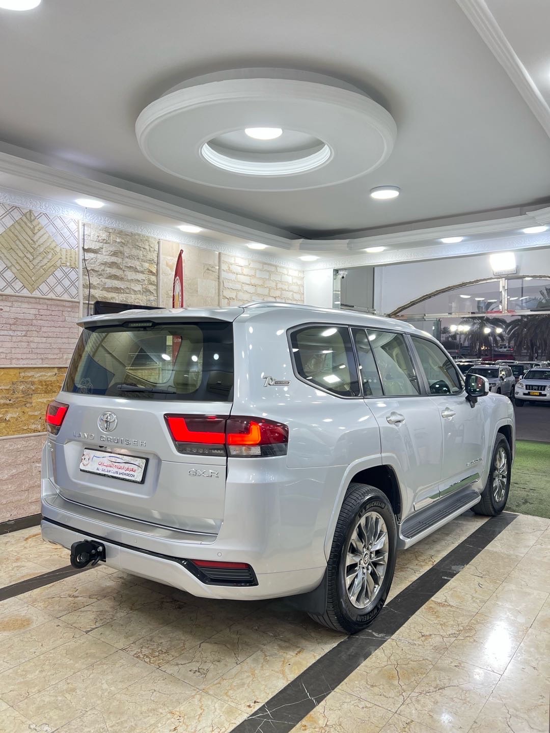 2022 Toyota Land Cruiser GXR thumbnail 6
