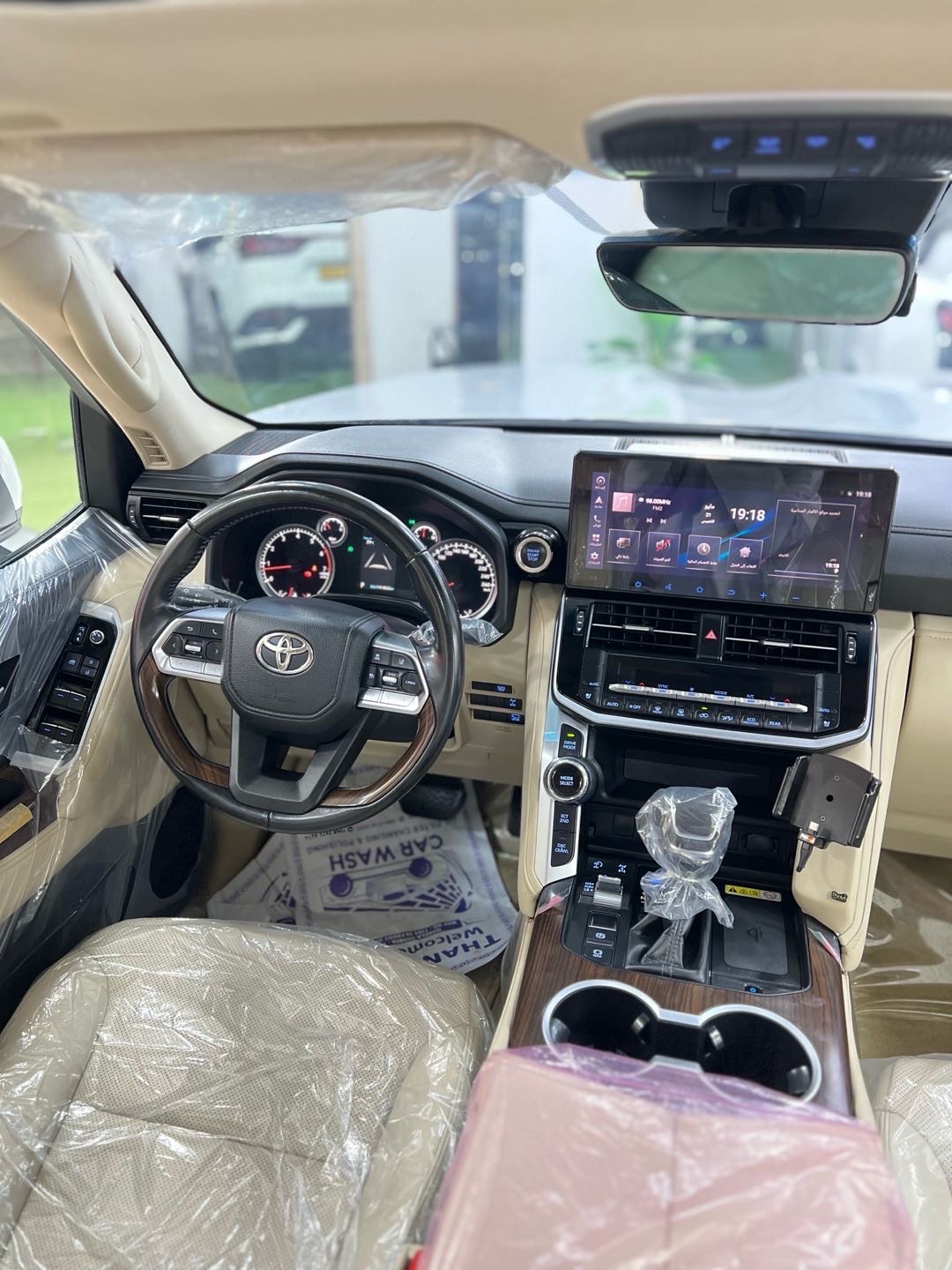 2022 Toyota Land Cruiser GXR thumbnail 17
