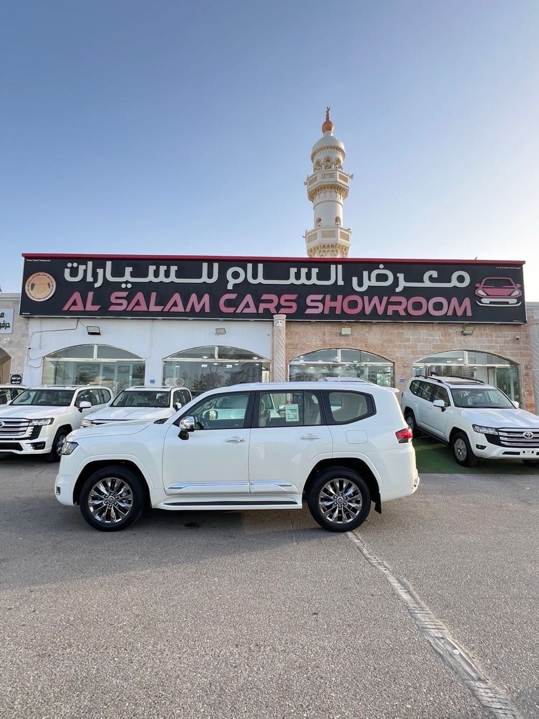 2024 Toyota Land Cruiser GXR thumbnail 7