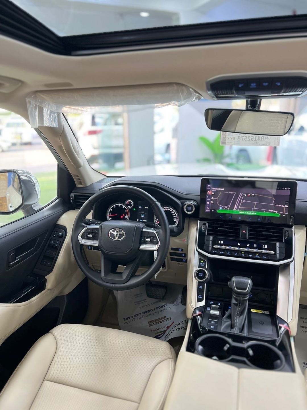 2024 Toyota Land Cruiser GXR thumbnail 15