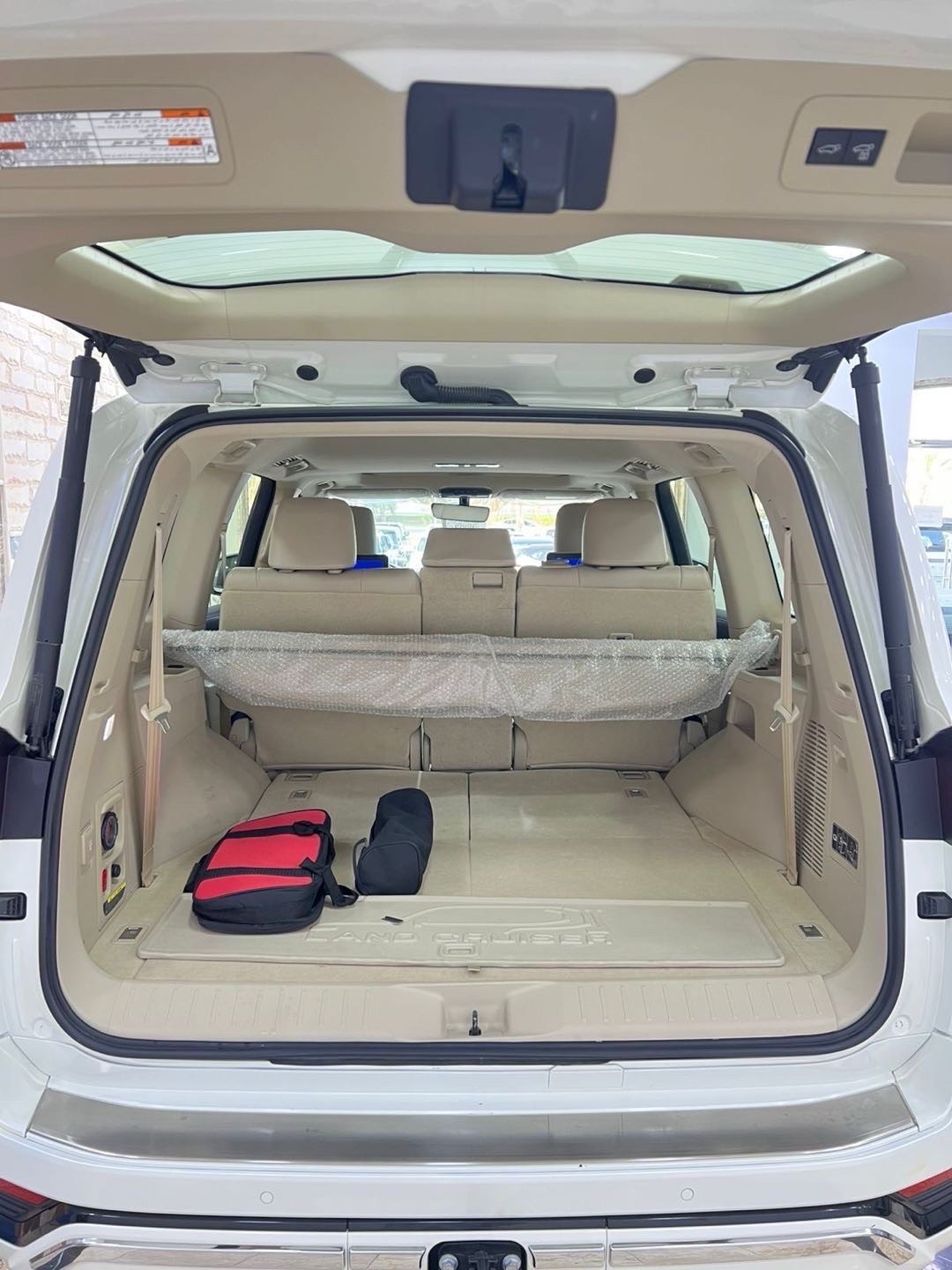 2024 Toyota Land Cruiser GXR thumbnail 21