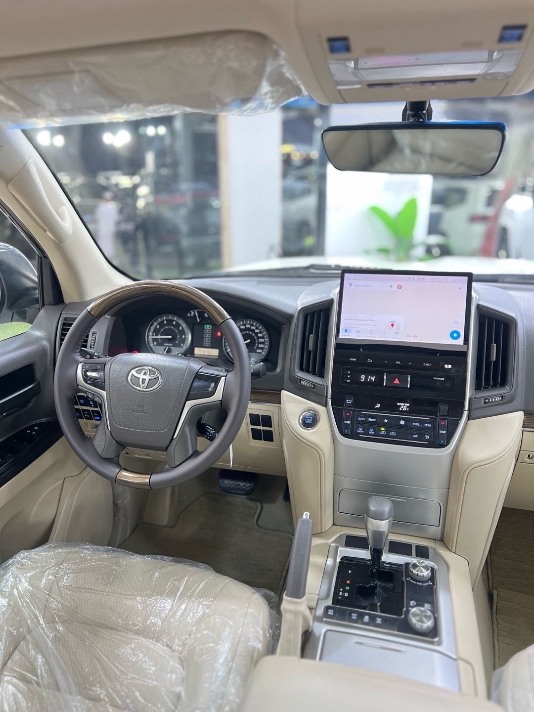 2021 Toyota Land Cruiser GXR thumbnail 16