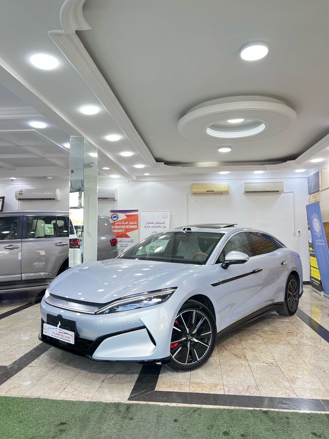 2025 BYD Han Luxury thumbnail 2