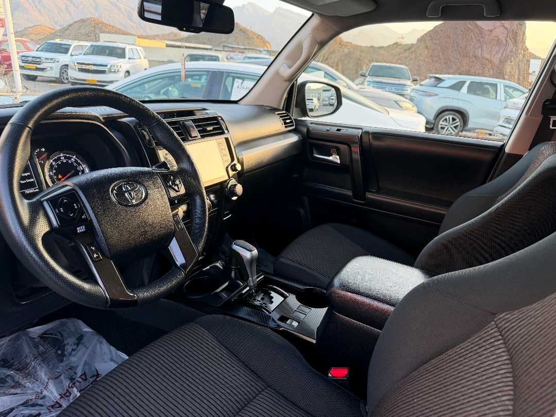 2020 Toyota Fortuner 4.0L 4x4 thumbnail 5