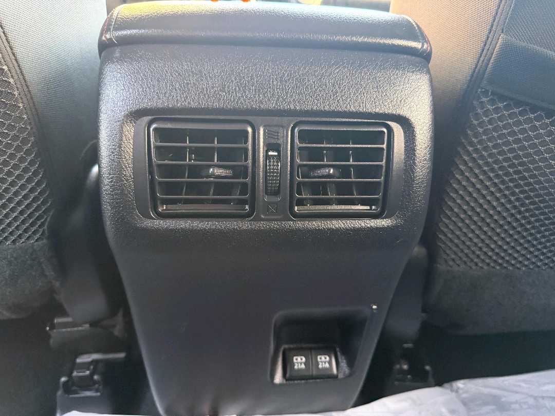 2020 Toyota Fortuner 4.0L 4x4 thumbnail 10