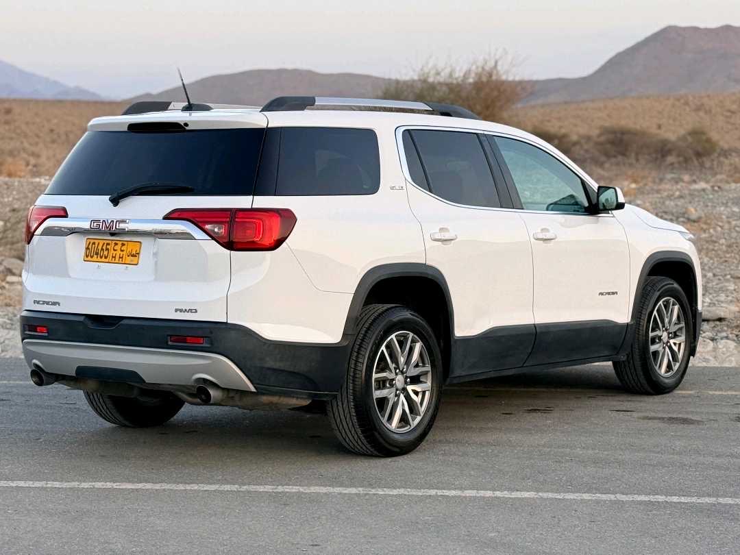2017 GMC Acadia Elevation