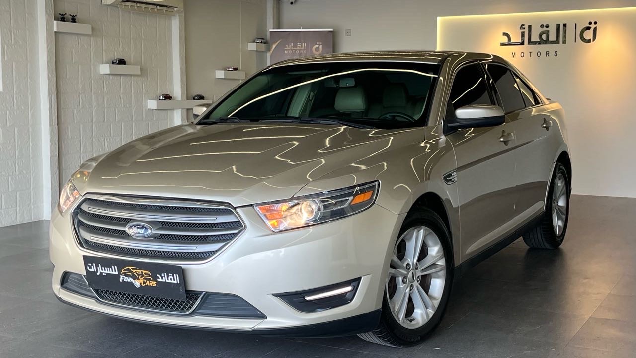 2018 Ford Taurus Sport