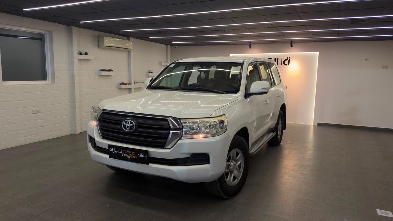 2016 Toyota Land Cruiser GXR