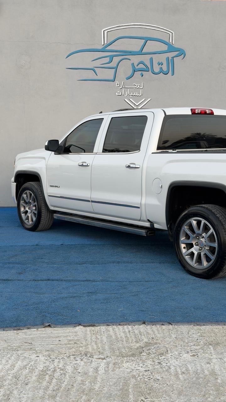 2020 GMC Sierra AT4