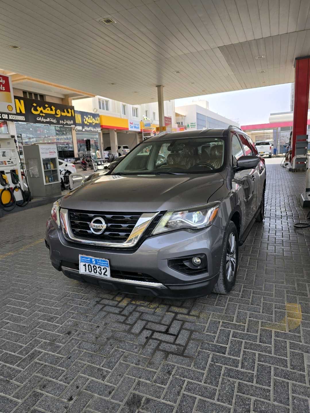 2020 Nissan Pathfinder SL thumbnail 23