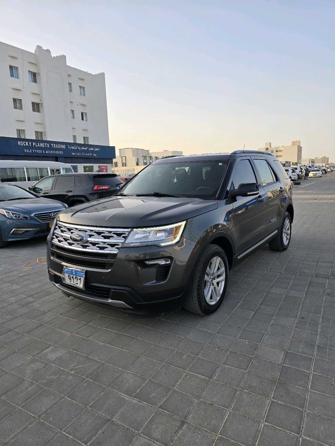 2018 Ford Explorer Sport thumbnail 10