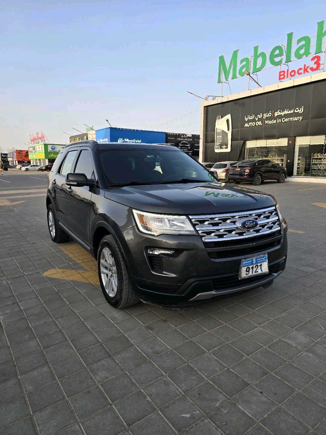 2018 Ford Explorer Sport thumbnail 22
