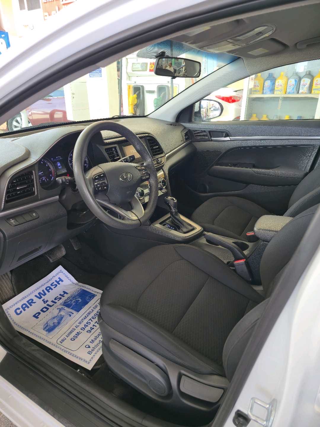 2019 Hyundai Elantra SE thumbnail 4