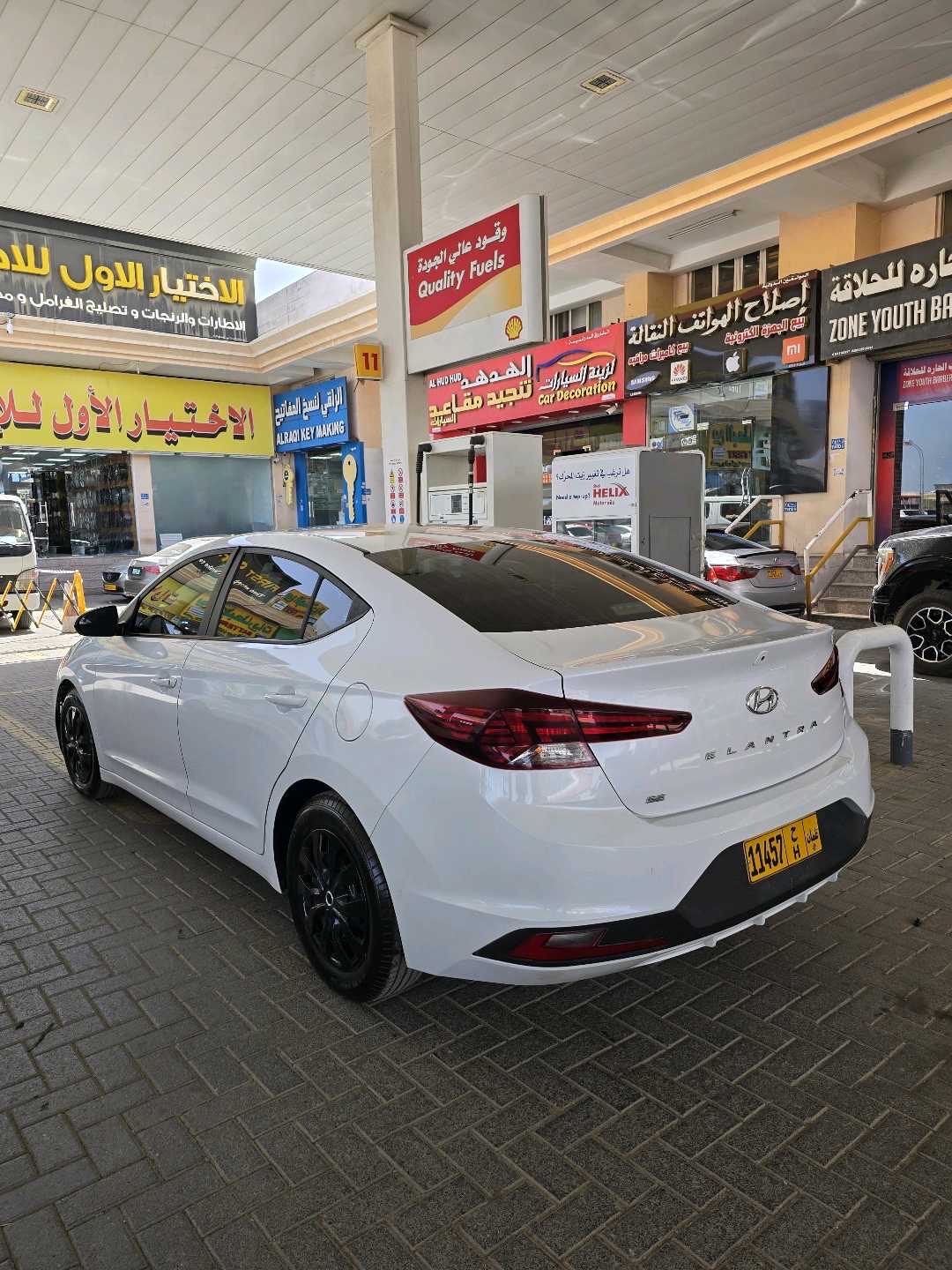 2019 Hyundai Elantra SE thumbnail 12