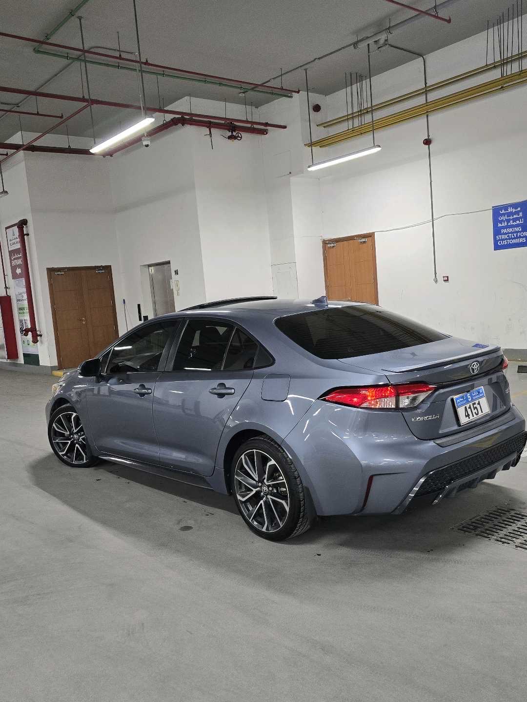2020 Toyota Corolla SE thumbnail 8