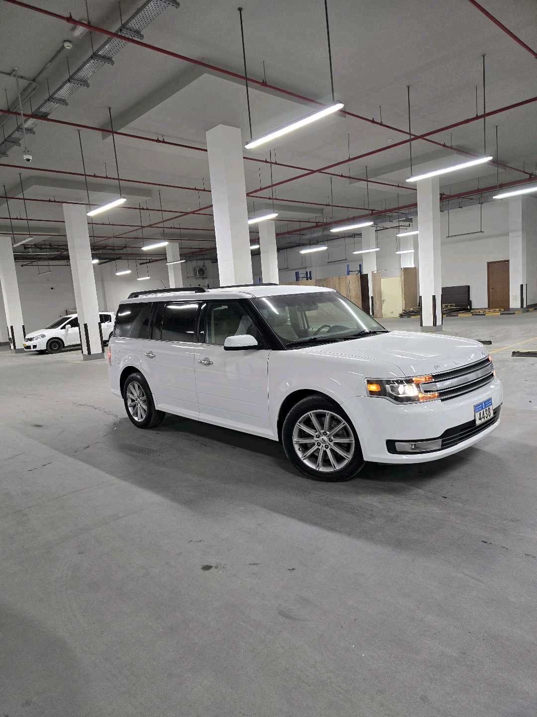 2019 Ford Flex SE thumbnail 2