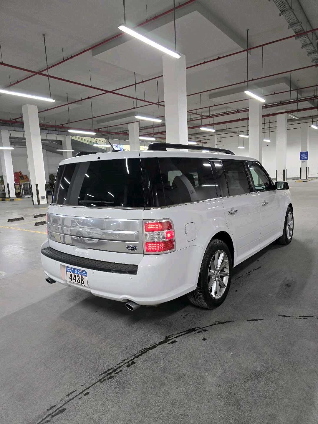 2019 Ford Flex SE thumbnail 14