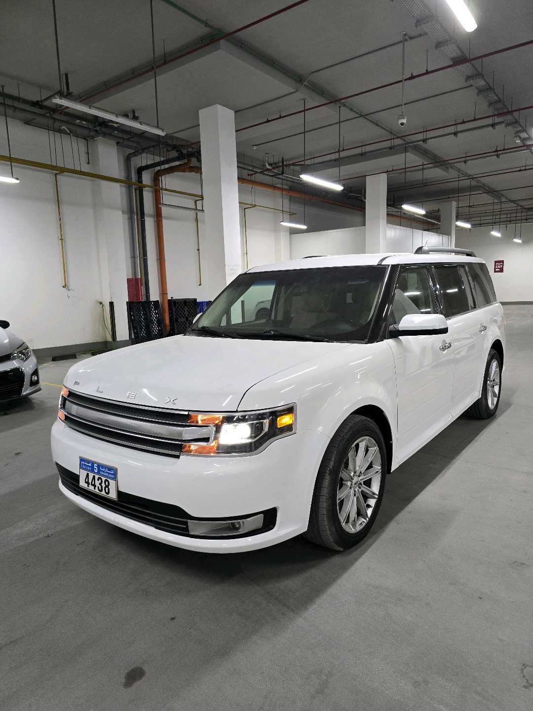 2019 Ford Flex SE thumbnail 17