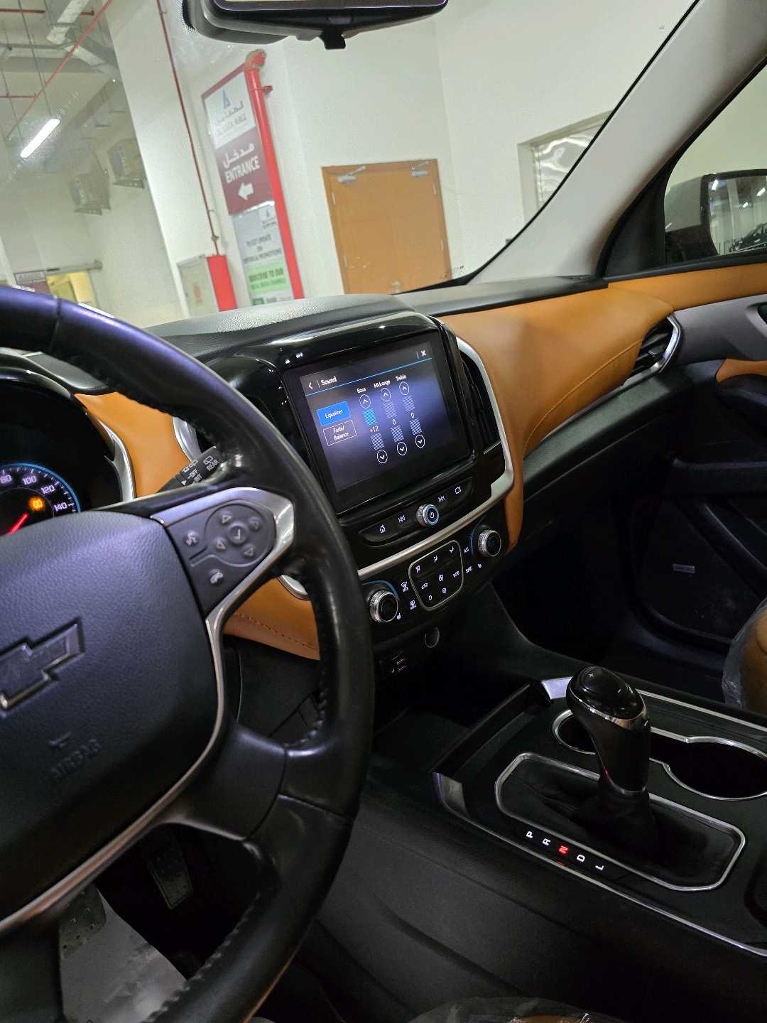 2020 Chevrolet Traverse LS thumbnail 12