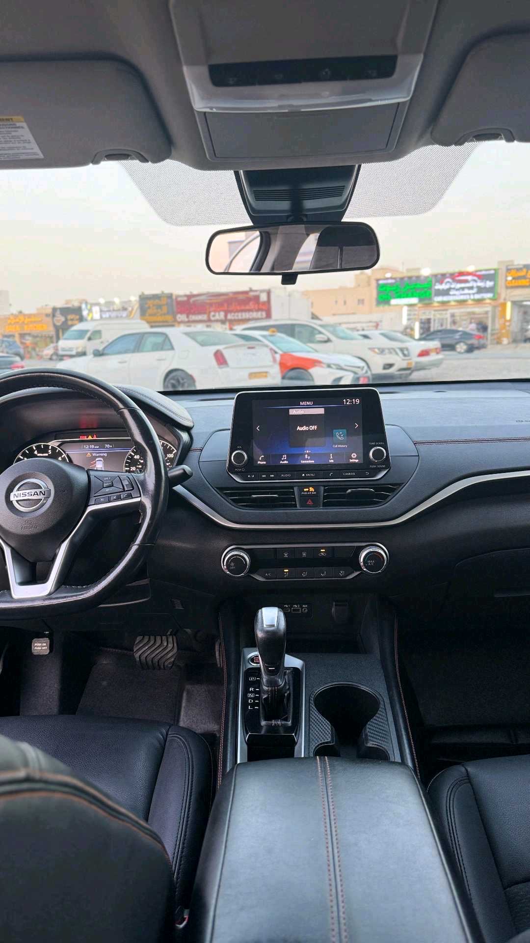 2022 Nissan Altima SR thumbnail 18