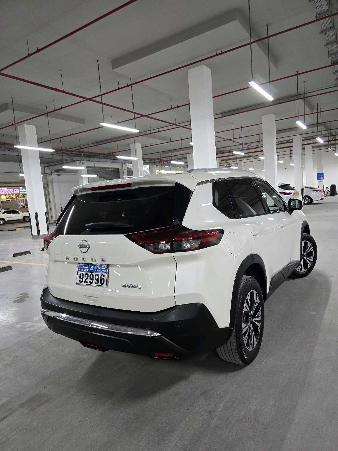 2021 Nissan Rogue SV thumbnail 5