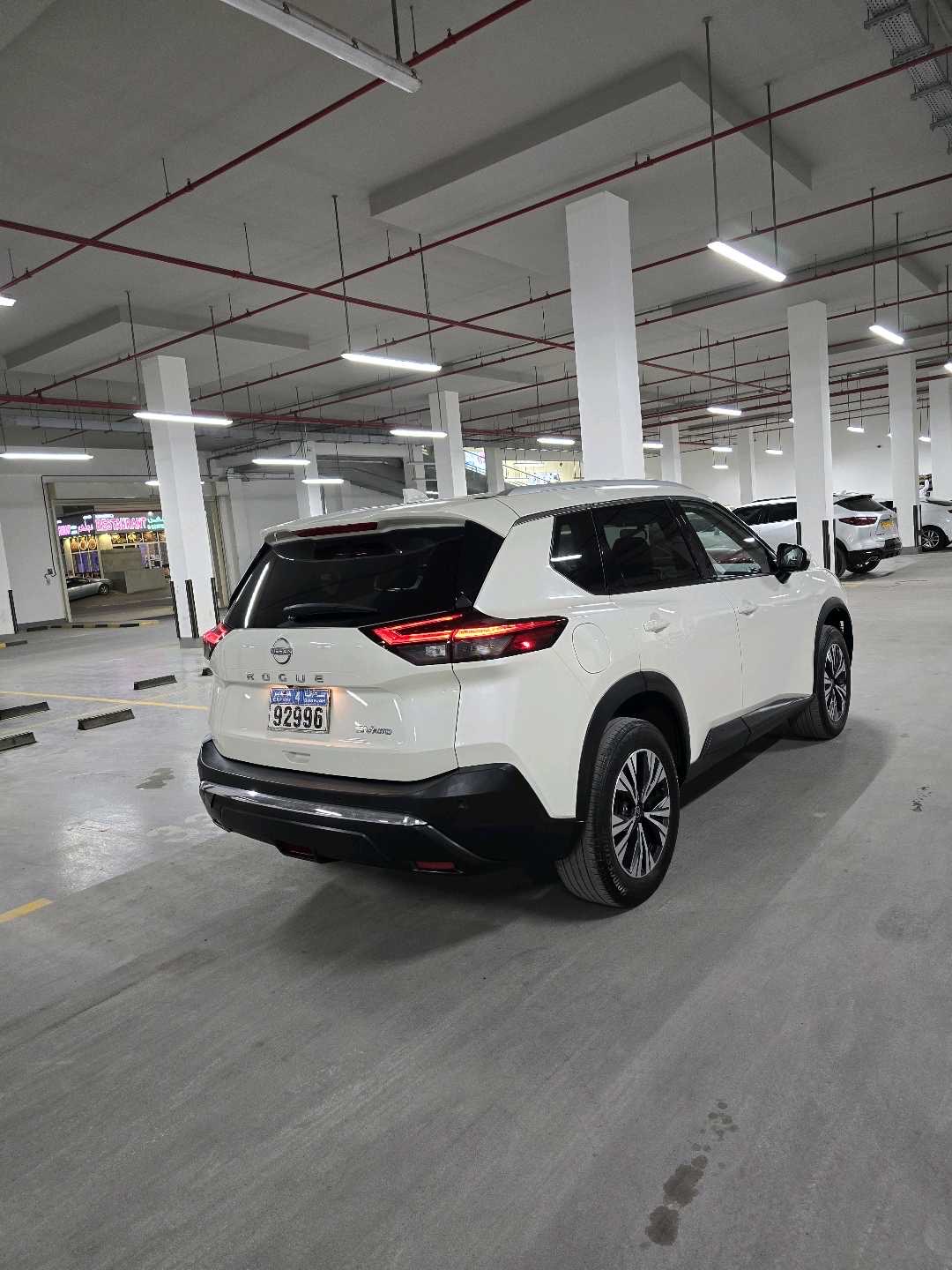 2021 Nissan Rogue SV thumbnail 22