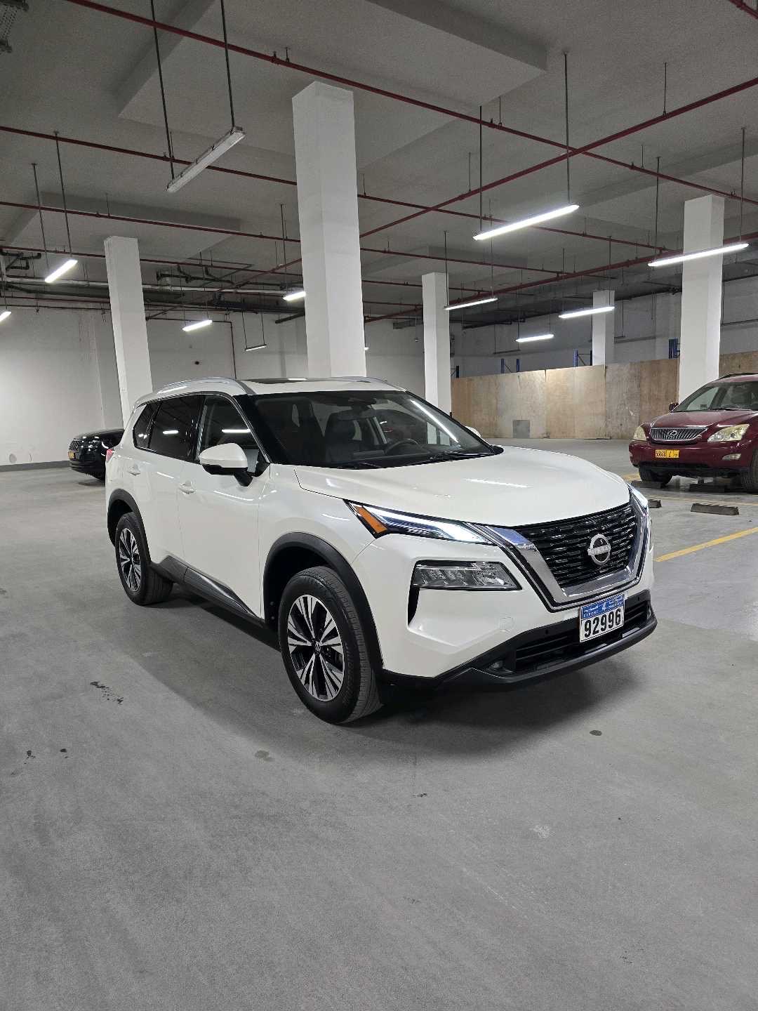 2021 Nissan Rogue SV thumbnail 23