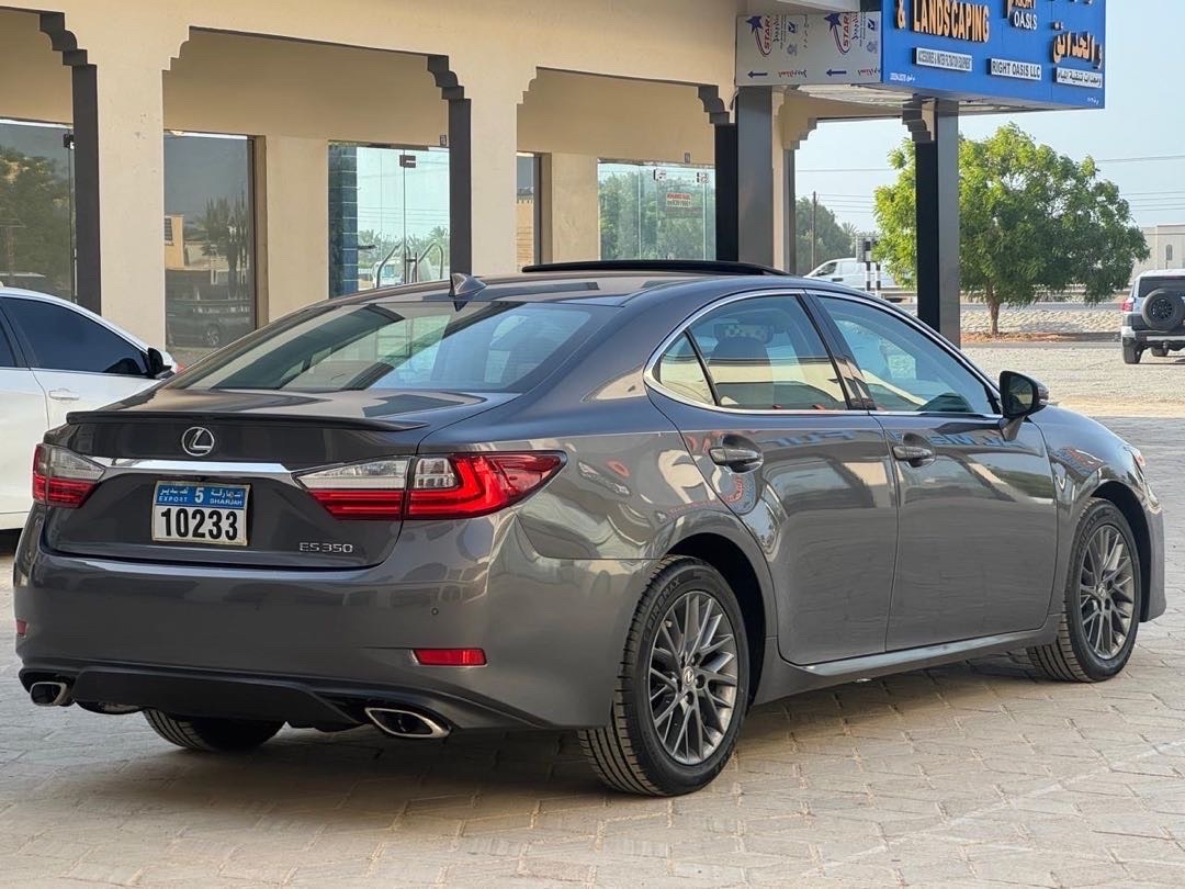 2018 Lexus ES 350 thumbnail 4