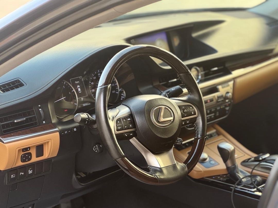 2018 Lexus ES 350 thumbnail 6