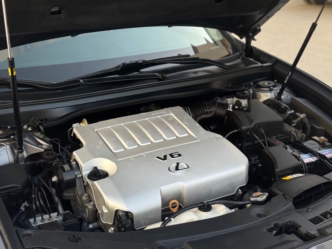 2018 Lexus ES 350 thumbnail 9
