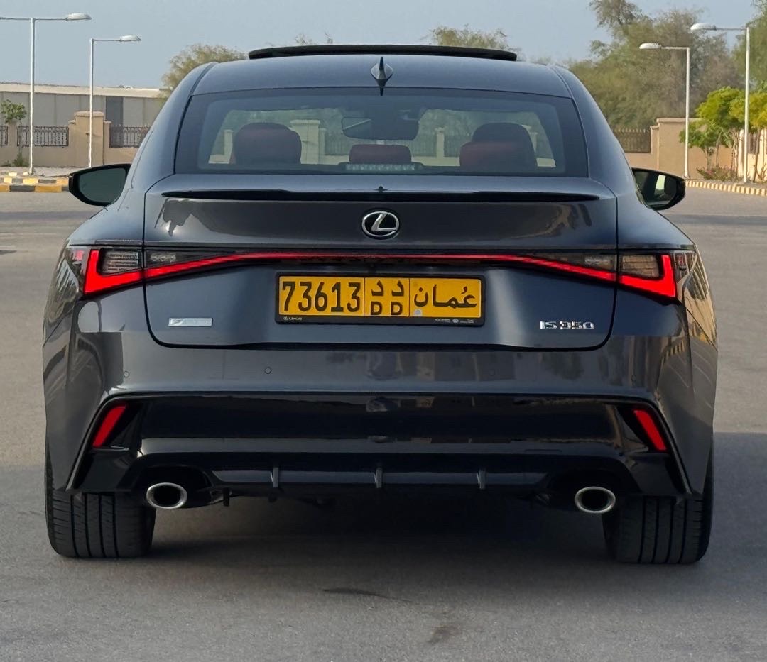 2021 Lexus IS 350 thumbnail 5