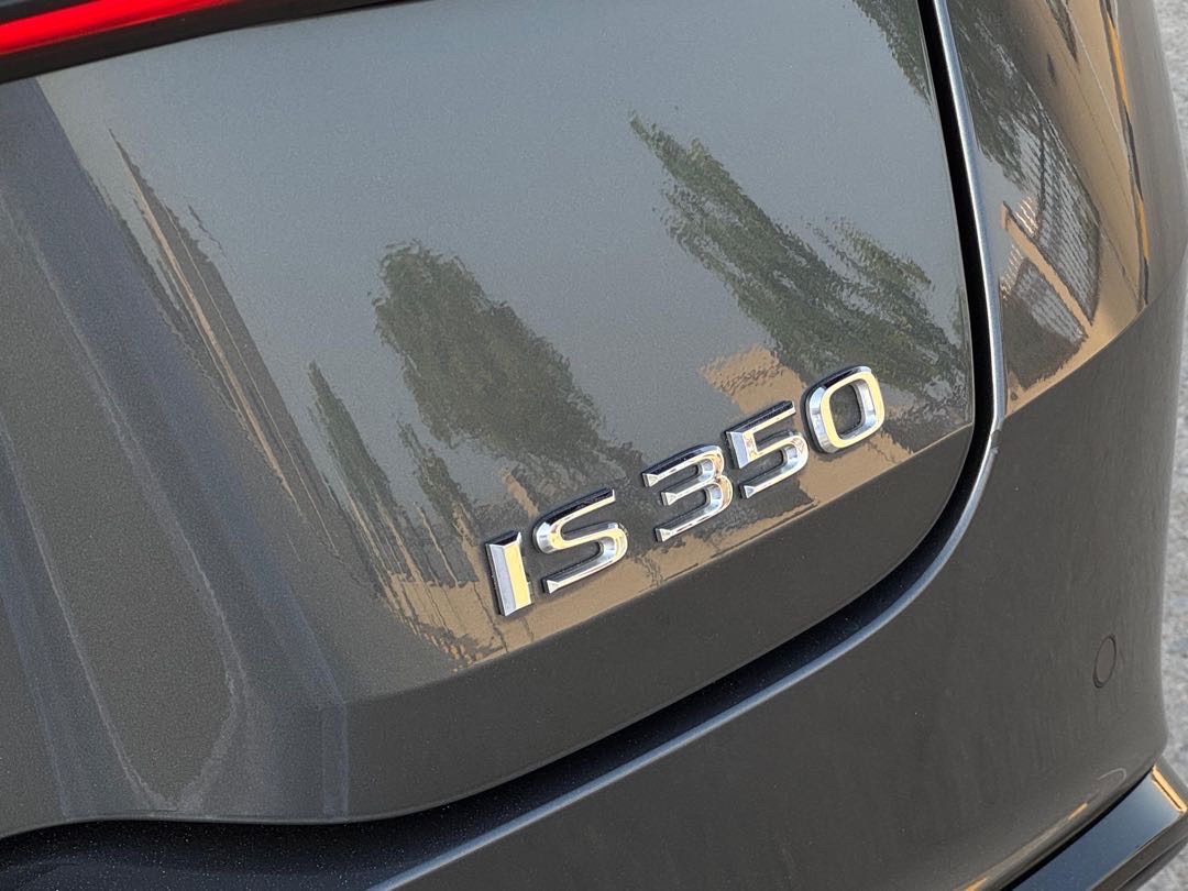 2021 Lexus IS 350 thumbnail 6