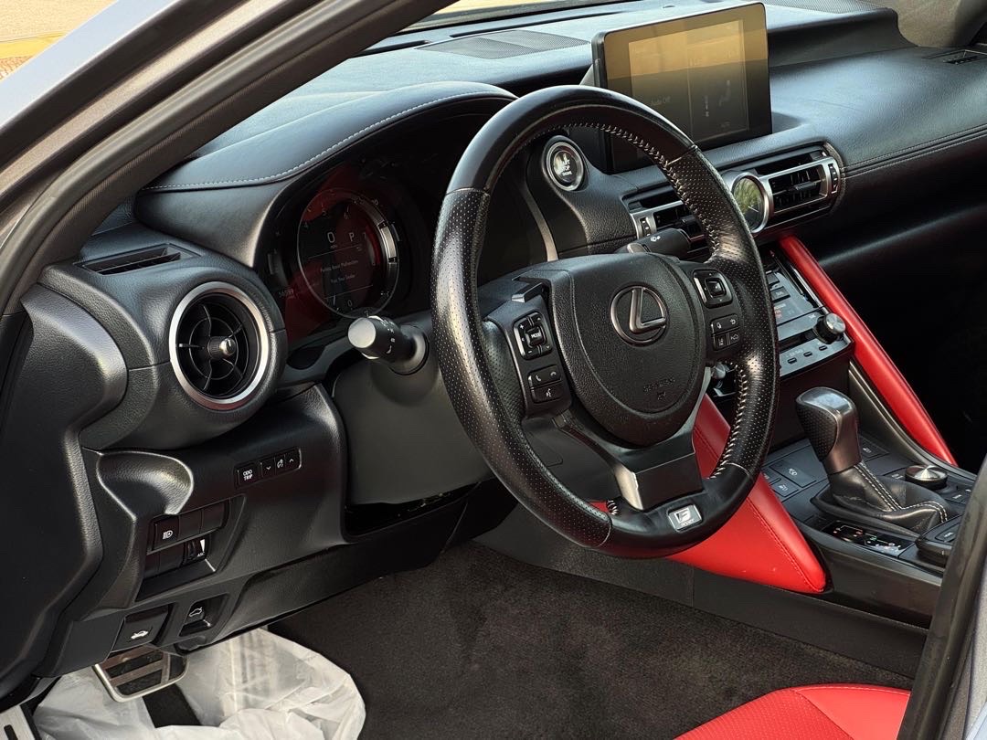 2021 Lexus IS 350 thumbnail 7
