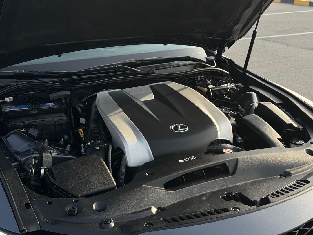 2021 Lexus IS 350 thumbnail 13
