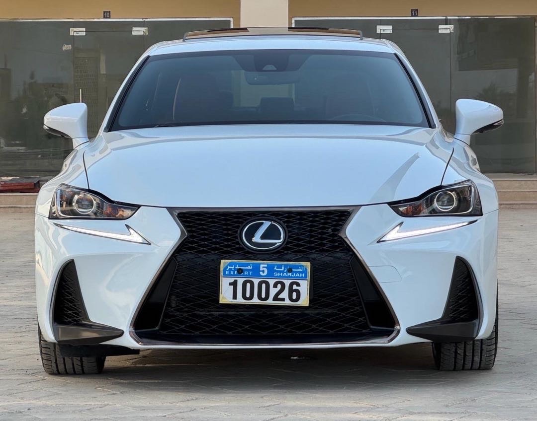 2018 Lexus IS 350 thumbnail 9