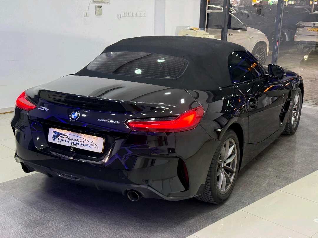 2023 BMW Z4 sDrive30i thumbnail 9