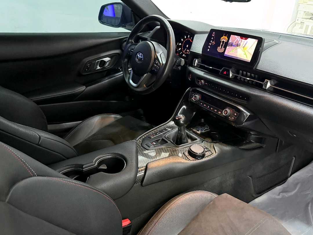 2023 Toyota Supra 3.0 thumbnail 6